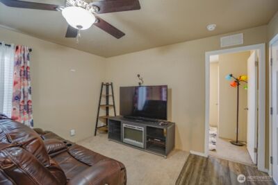 300 SW 7th Avenue #211, Battle Ground, WA 98604 - Photo 9