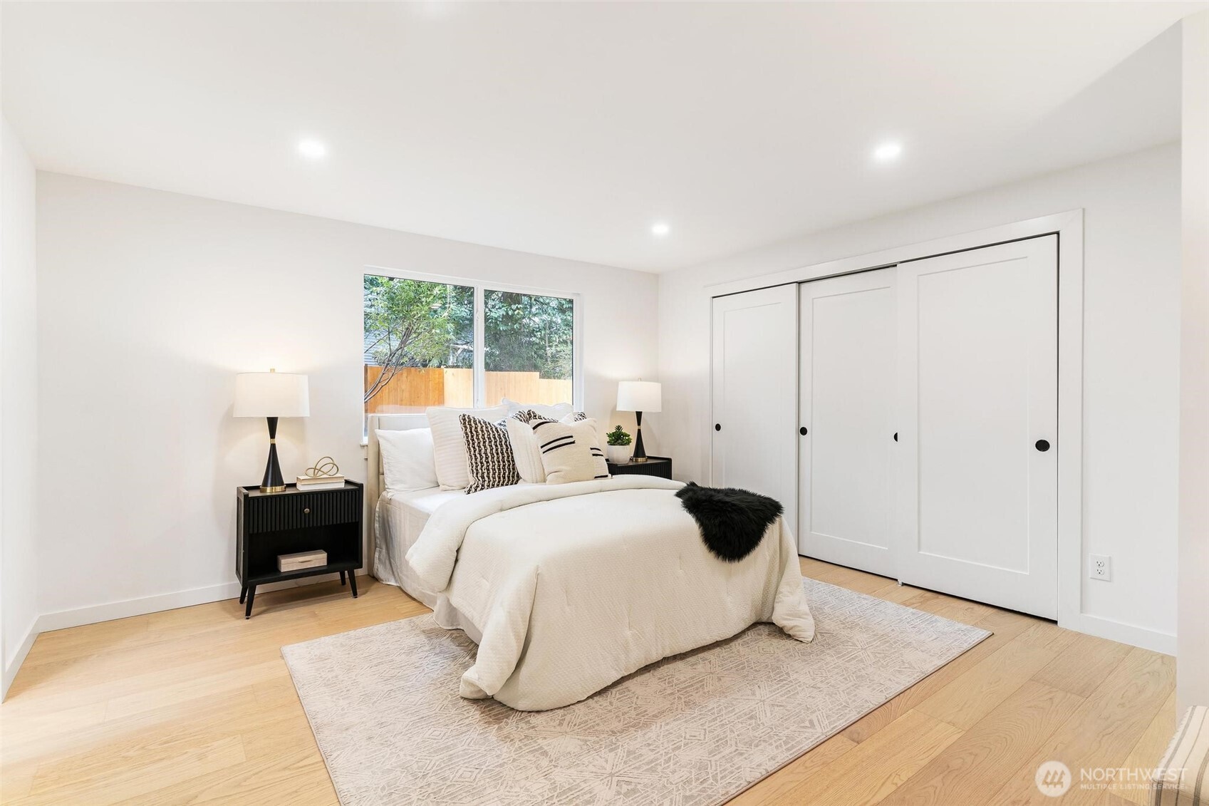 13163 93rd Avenue NE, Kirkland, WA 98034