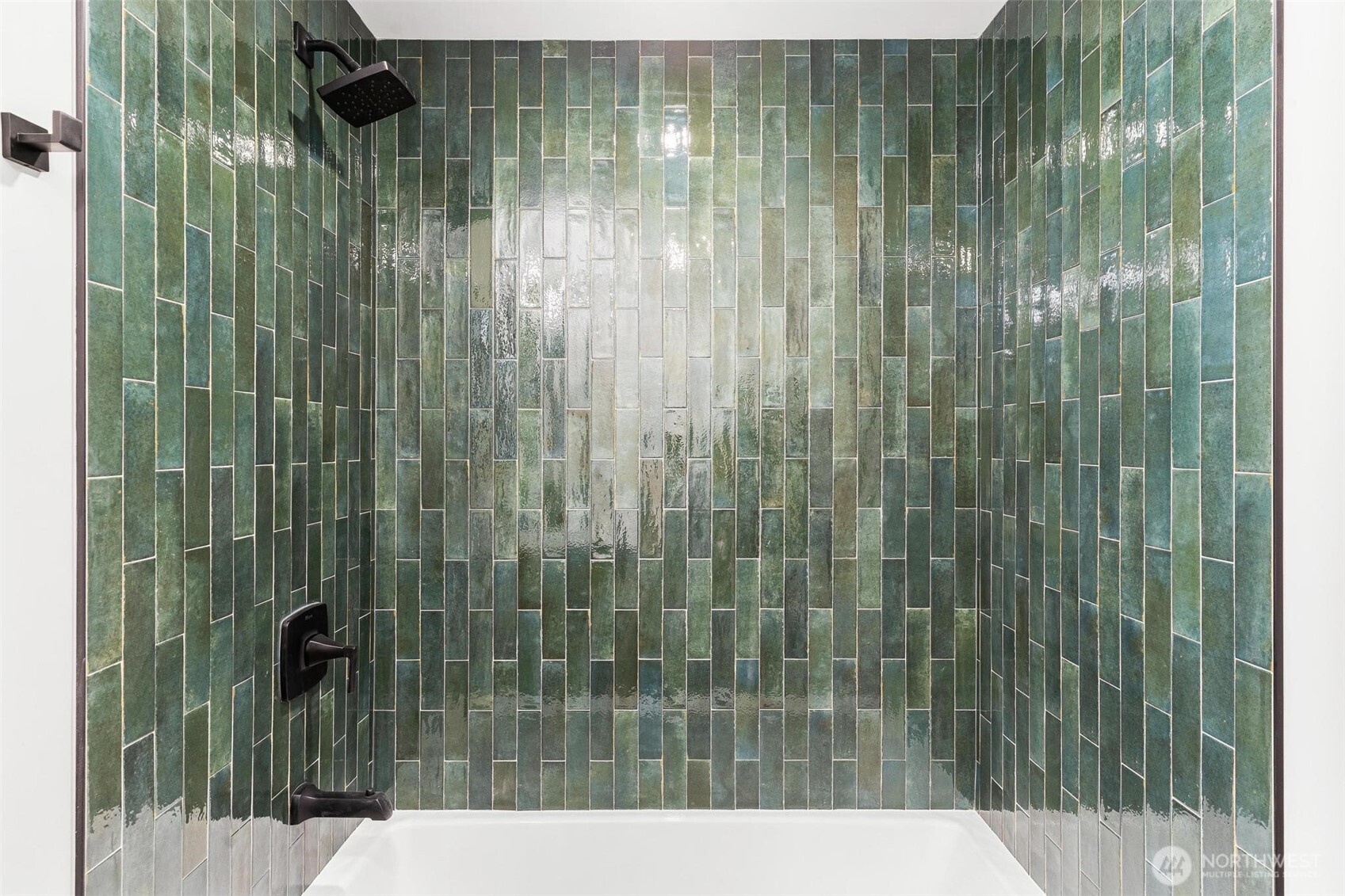 13163 93rd Avenue NE, Kirkland, WA 98034