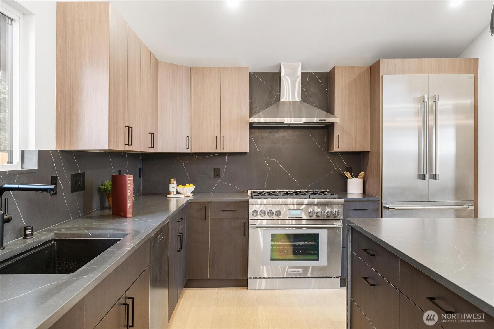 13163 93rd Avenue NE, Kirkland, WA 98034