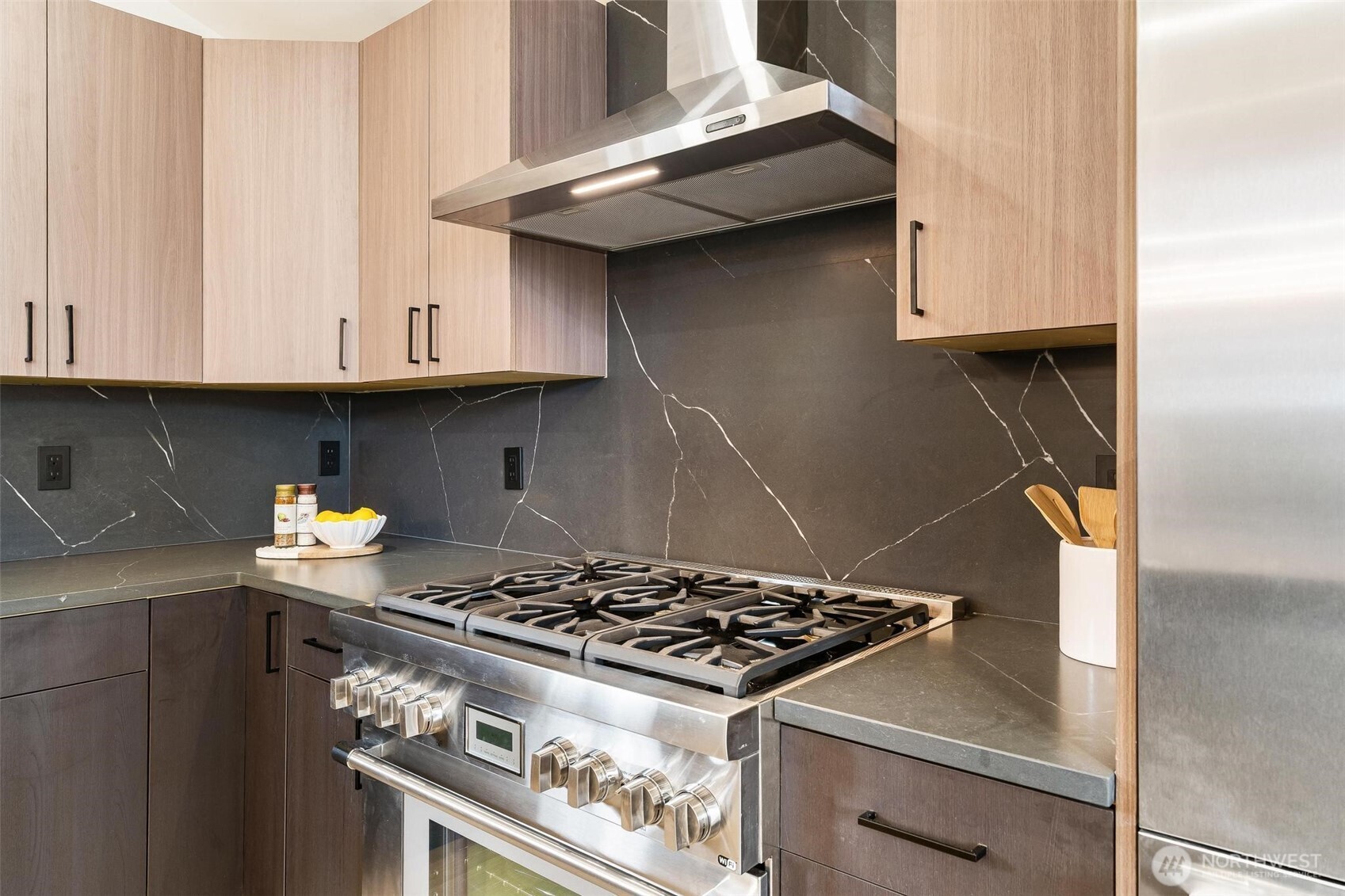 13163 93rd Avenue NE, Kirkland, WA 98034