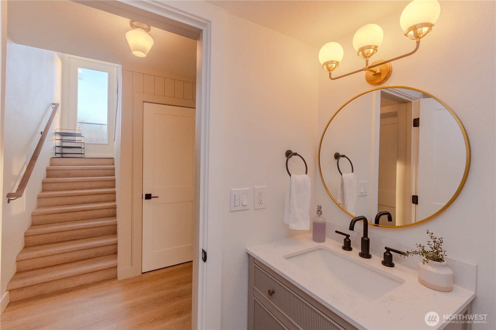 242 SW 186th Street , Normandy Park, WA 98166