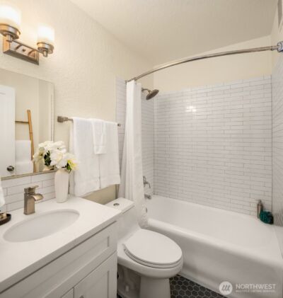 124 Warren Avenue N #302, Seattle, WA 98109 - Photo 15