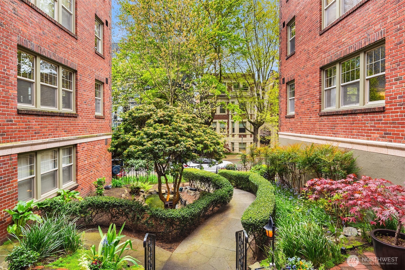 124 Warren Avenue N #302, Seattle, WA 98109