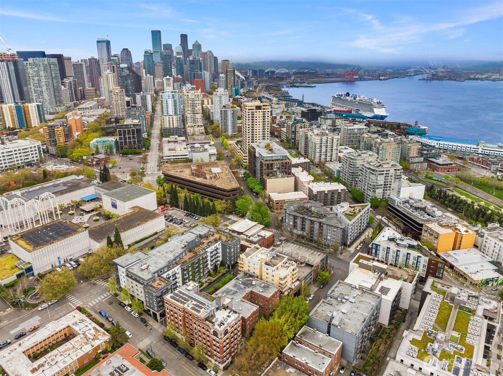 124 Warren Avenue N #302, Seattle, WA 98109