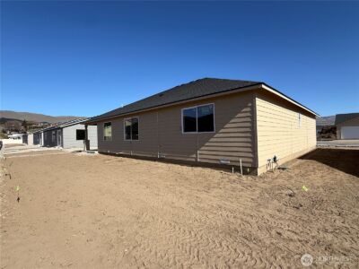 122 Salmon Drive , Wenatchee, WA 98801 - Photo 32