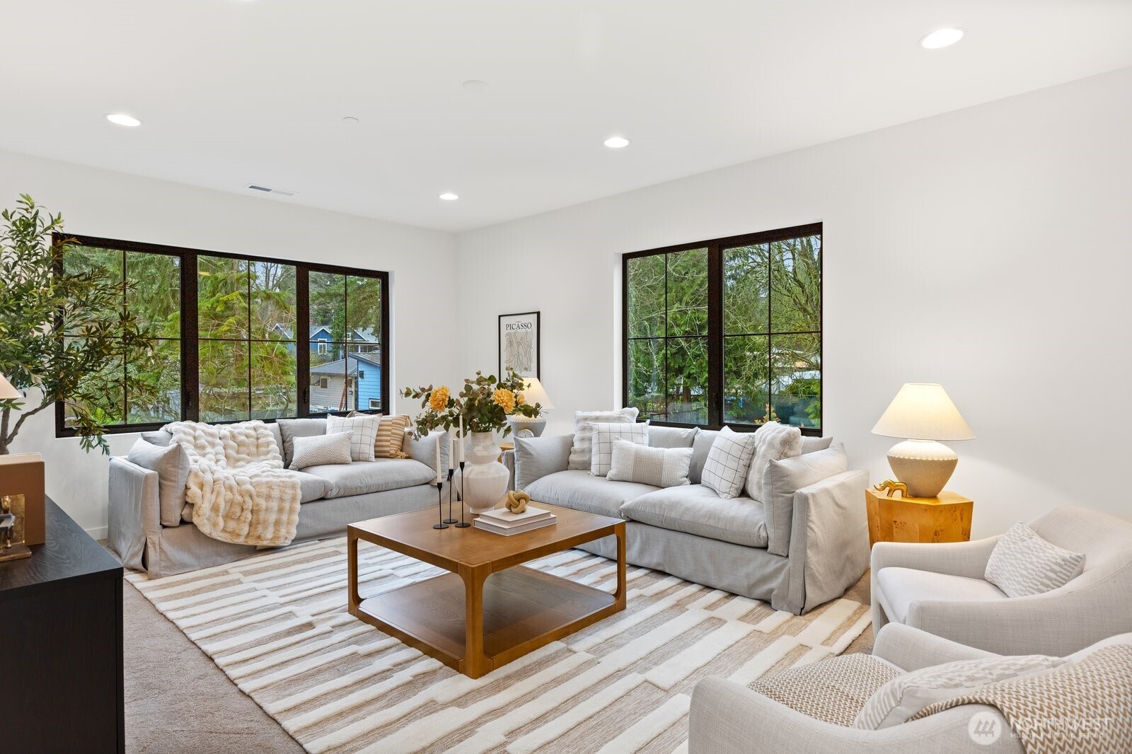 23833 29th Avenue W, Brier, WA 98036