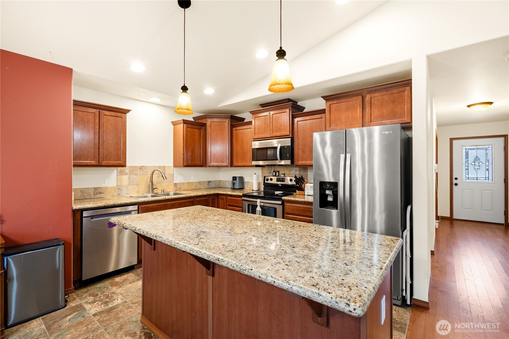 93 McDonald Creek Lane , Elma, WA 98541