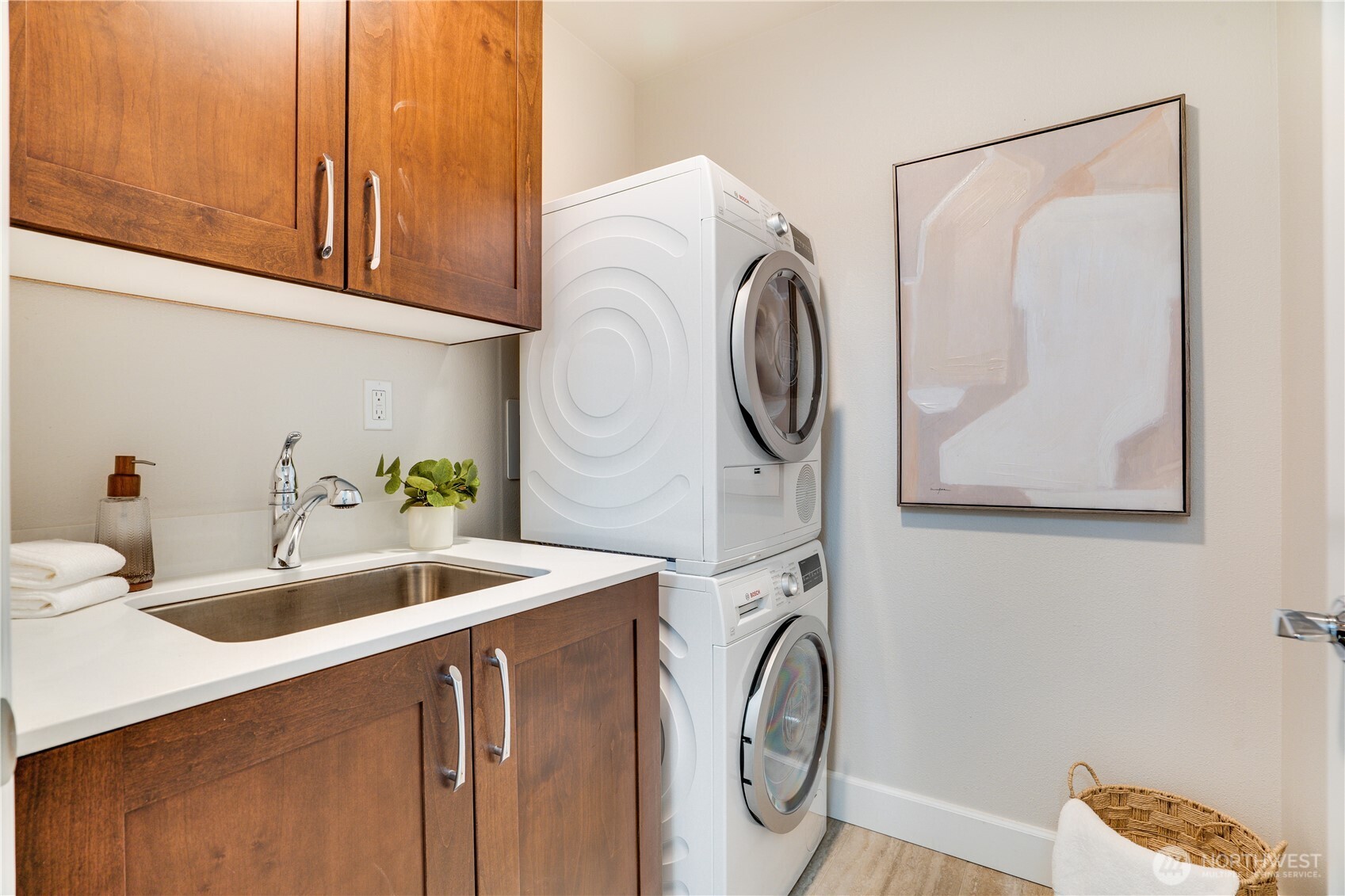 4961 Main St #517, Tacoma, WA 98407