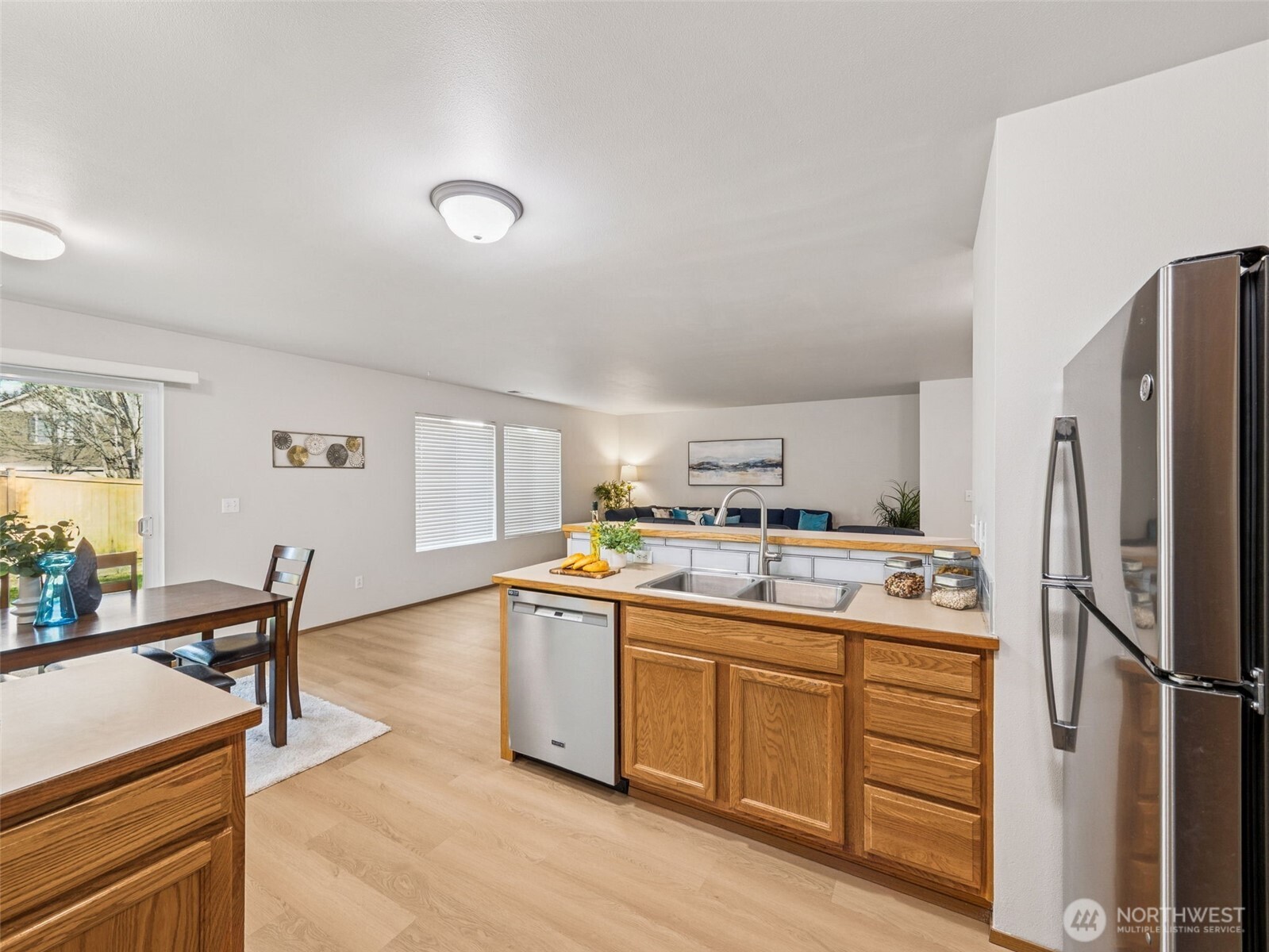 23712 SE 243rd Place , Maple Valley, WA 98038