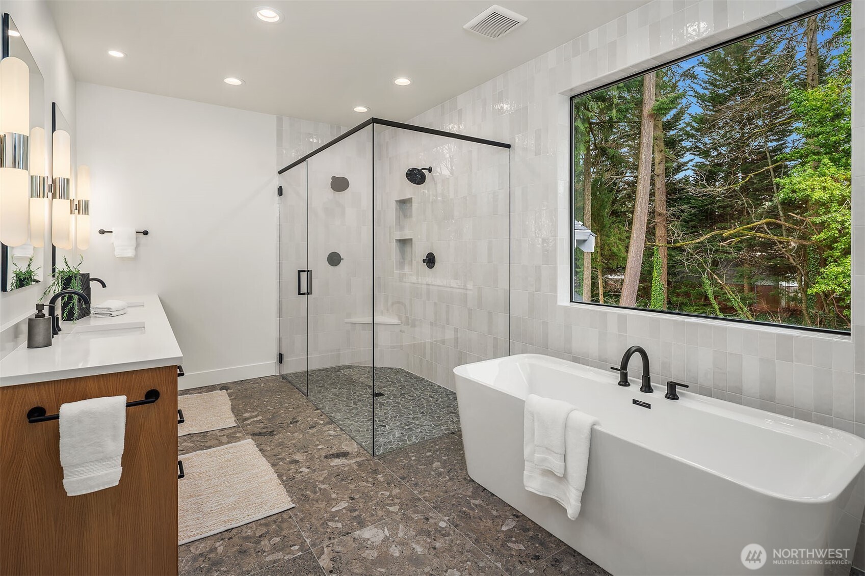 12834 NE 113th Street , Kirkland, WA 98033