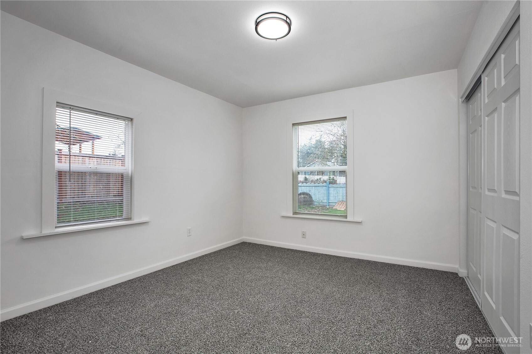 5302 E N Street , Tacoma, WA 98404