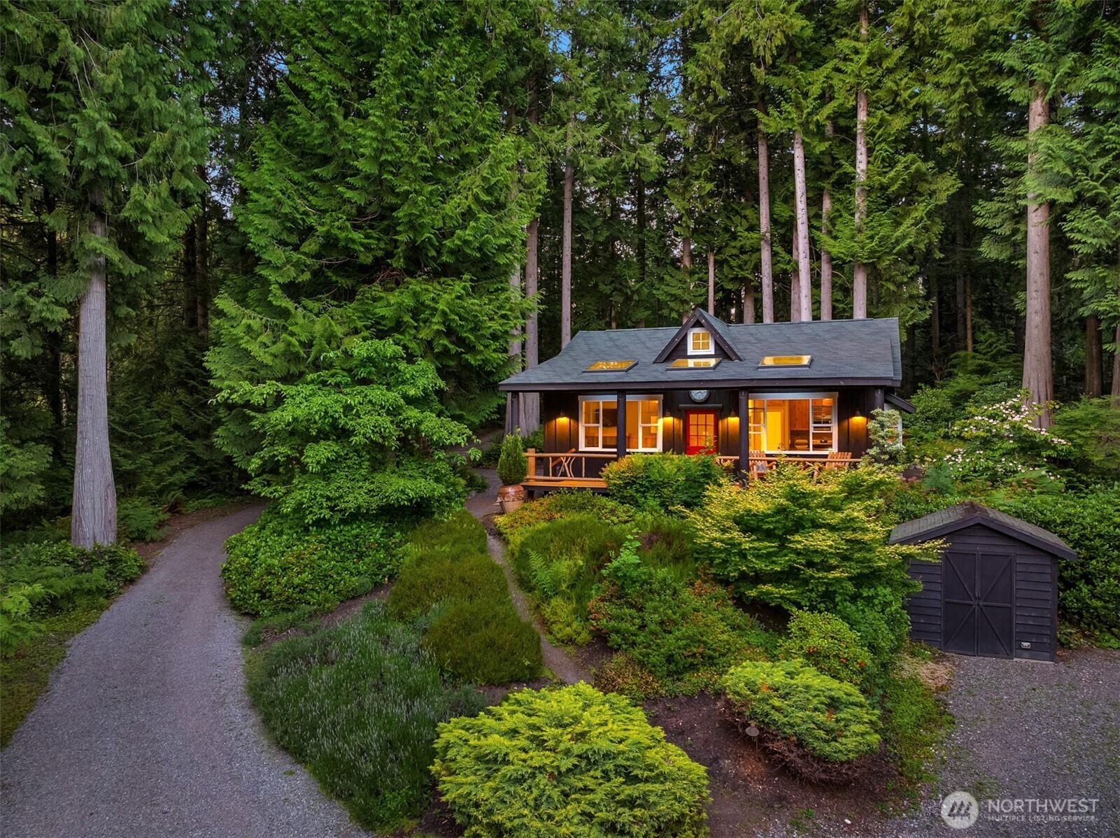 9631 Summer Hill Lane NE, Bainbridge Island, WA 98110