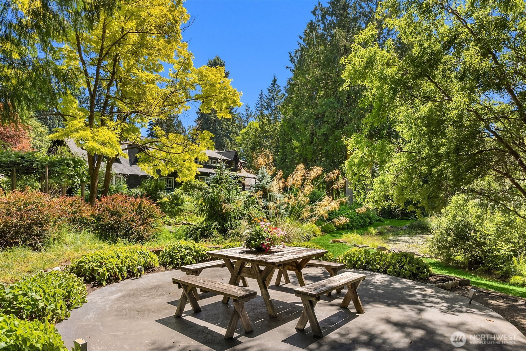 9631 Summer Hill Lane NE, Bainbridge Island, WA 98110