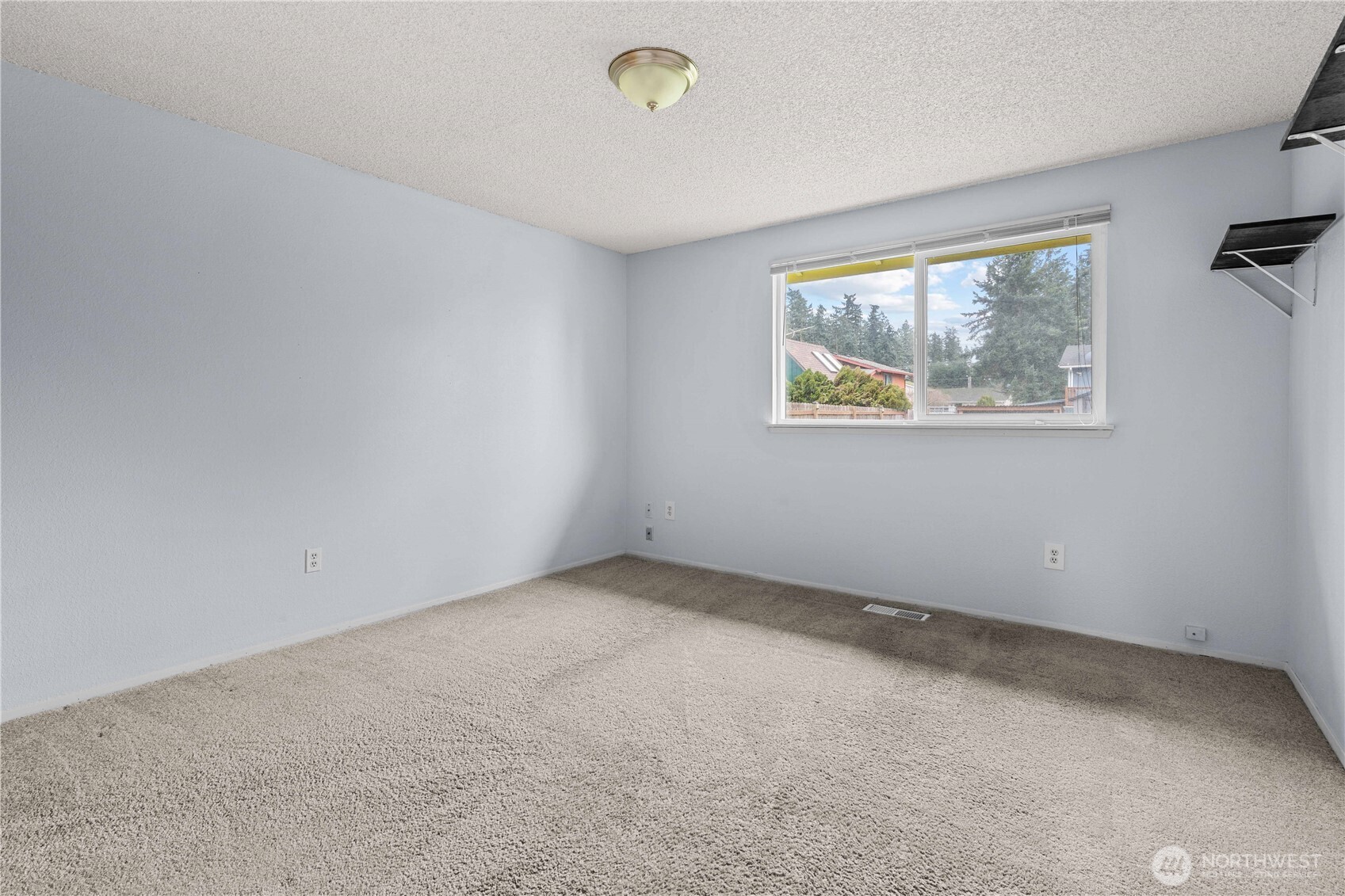 4606 222nd Street Ct E, Spanaway, WA 98387