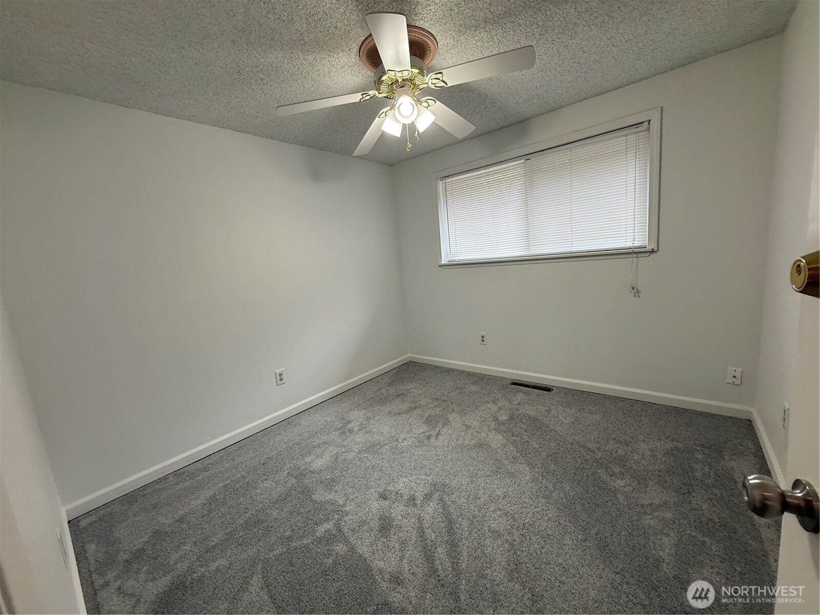 18220 E State Route 106 , Belfair, WA 98528