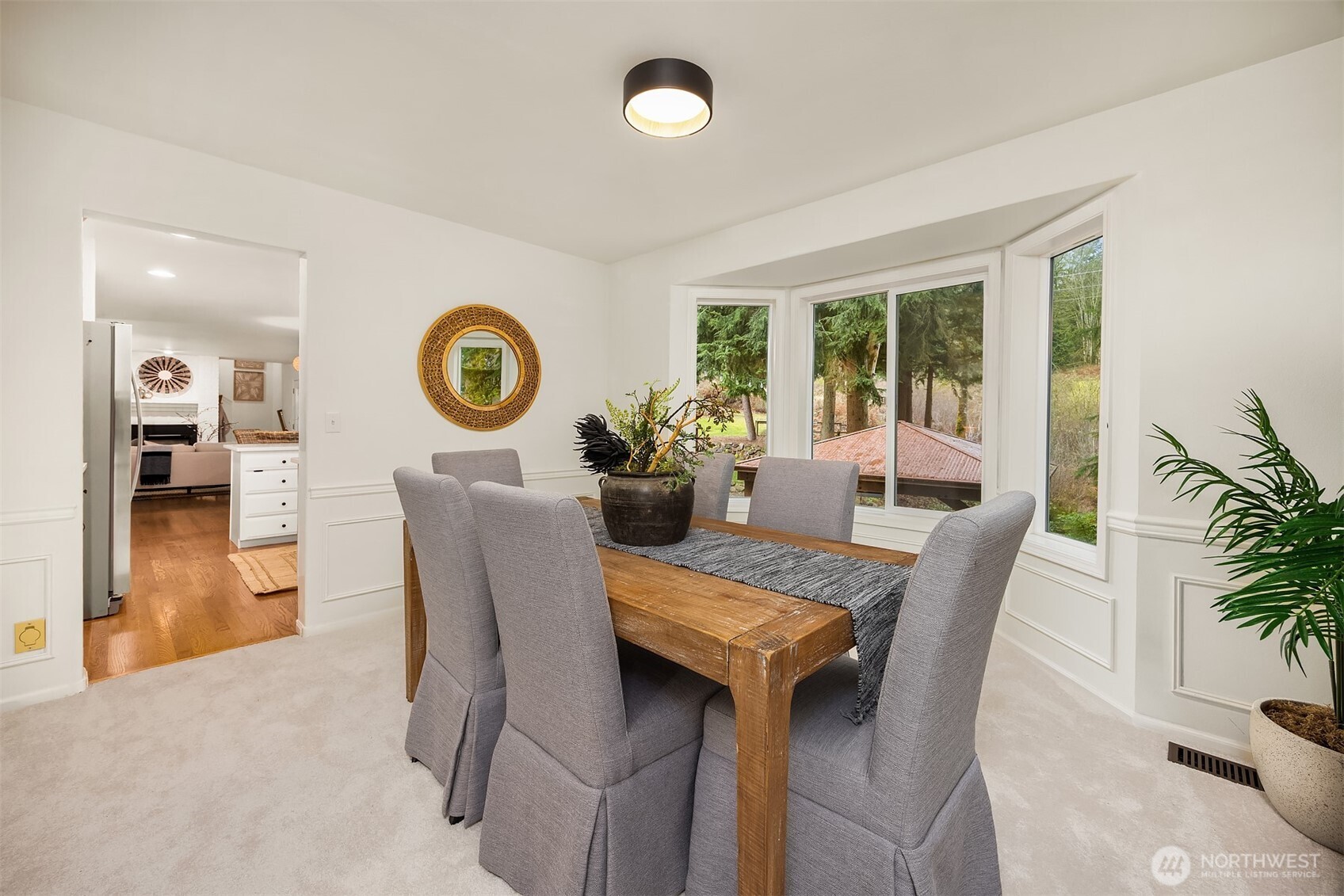 16437 241st Avenue SE, Issaquah, WA 98027