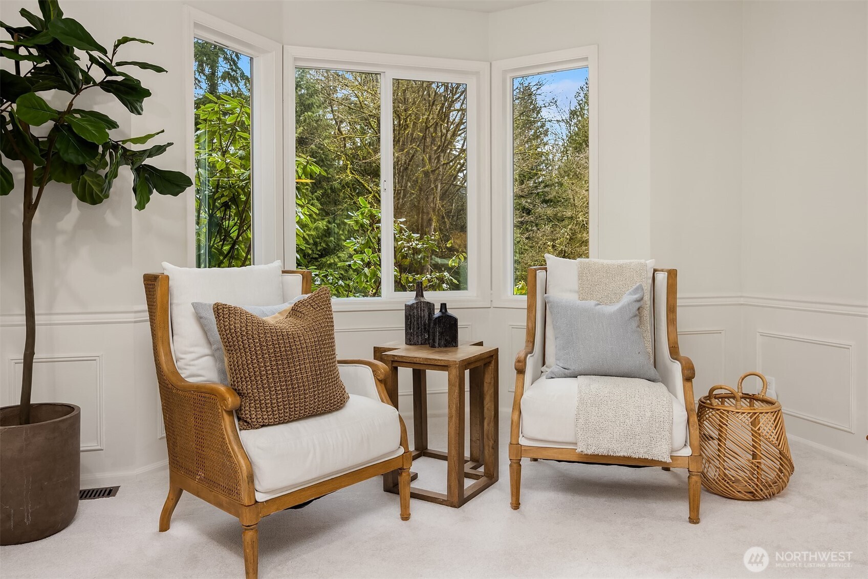 16437 241st Avenue SE, Issaquah, WA 98027