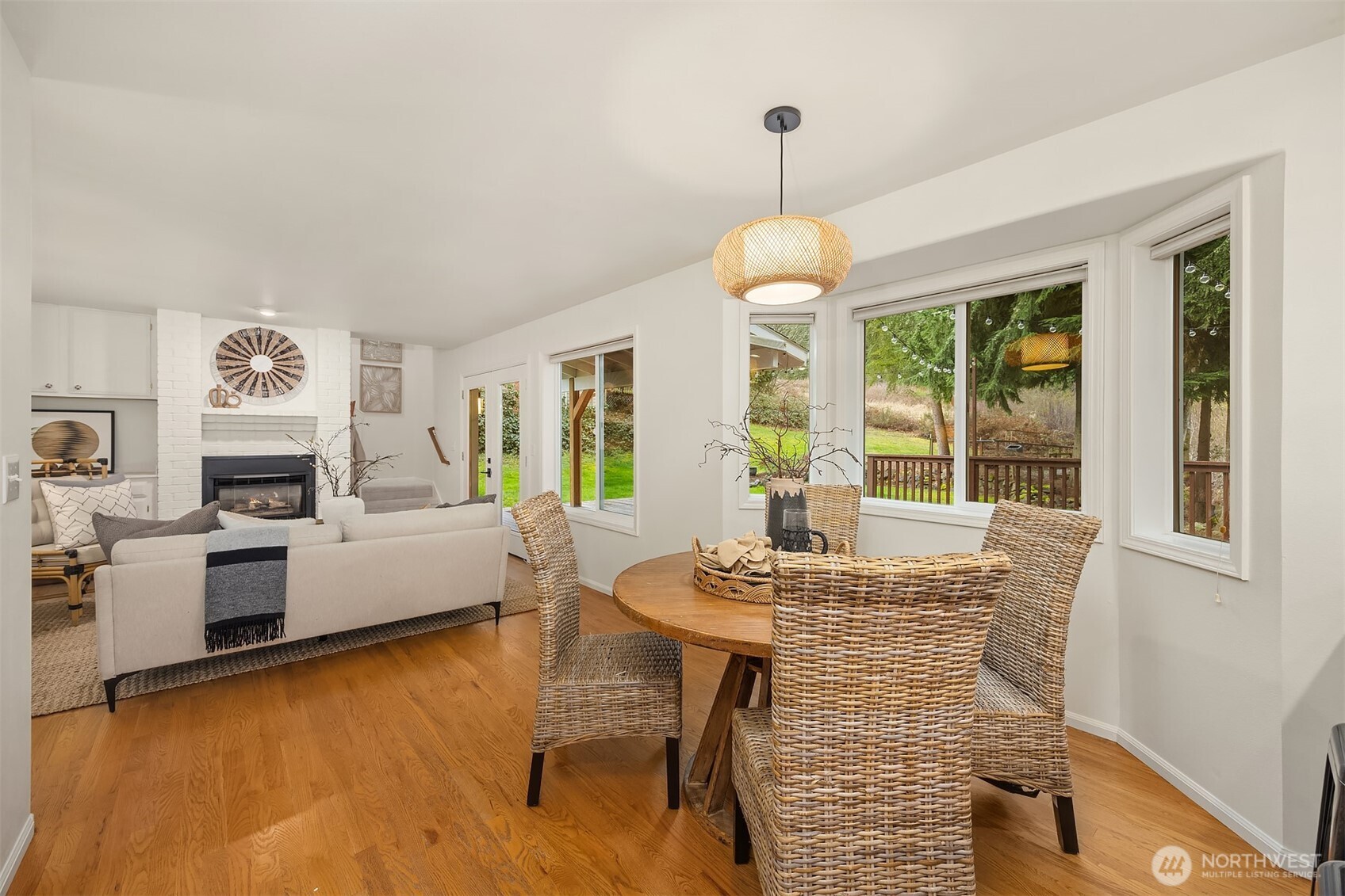 16437 241st Avenue SE, Issaquah, WA 98027