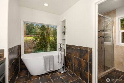 16437 241st Avenue SE, Issaquah, WA 98027 - Photo 29