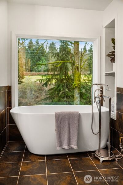 16437 241st Avenue SE, Issaquah, WA 98027 - Photo 30