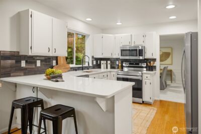 16437 241st Avenue SE, Issaquah, WA 98027 - Photo 7