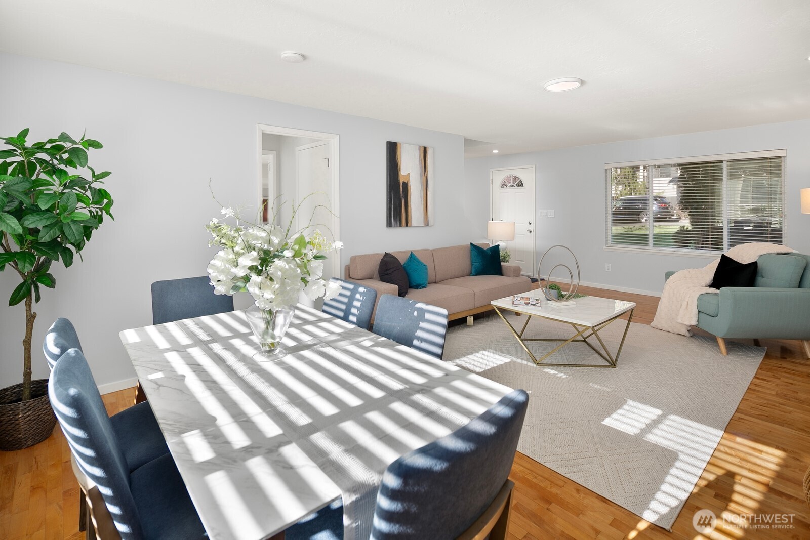 7037 NE 137th Street , Kirkland, WA 98034