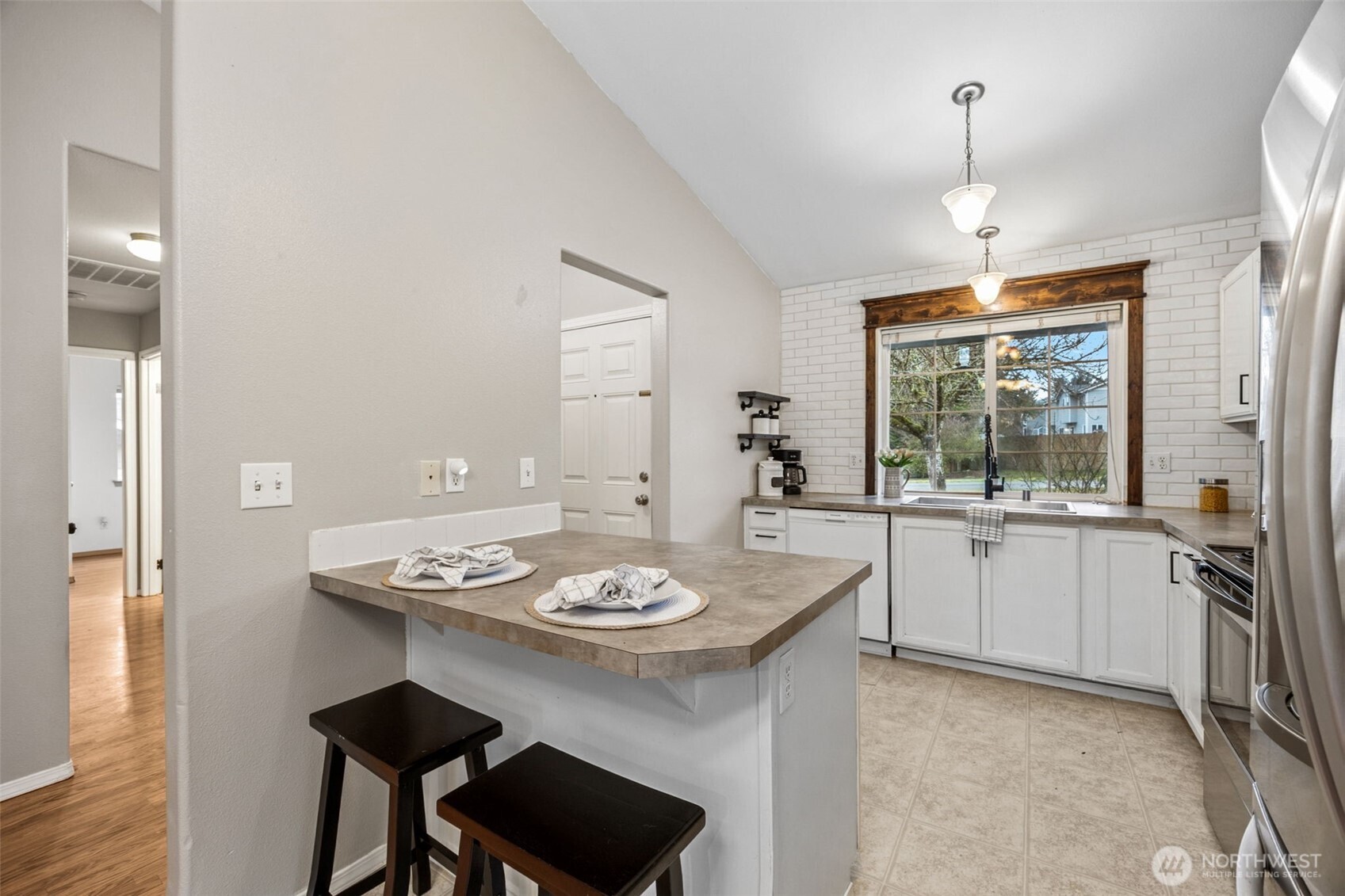 20518 190th Avenue E, Orting, WA 98360