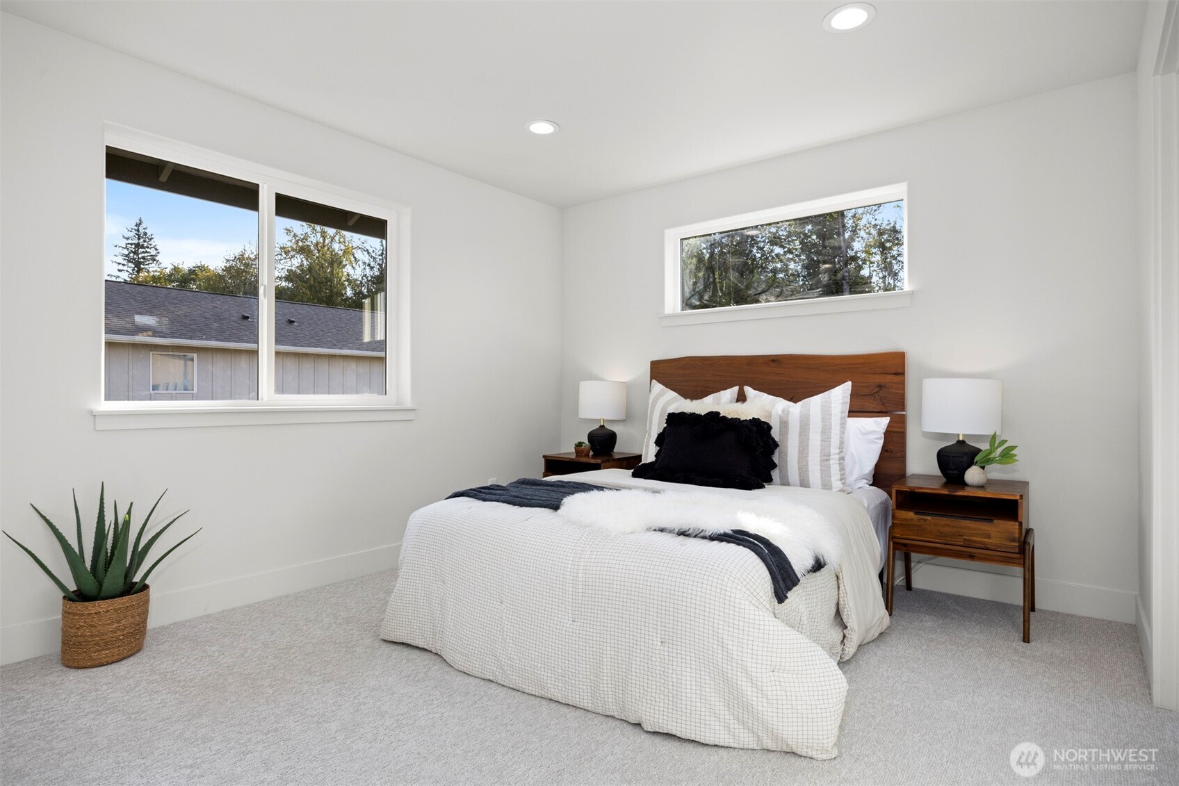 225 N 54th Place , Mount Vernon, WA 98273