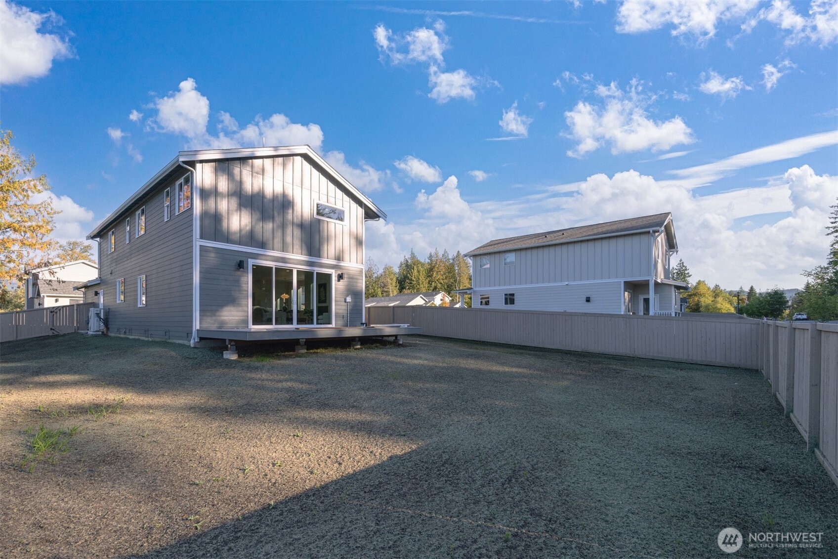 225 N 54th Place , Mount Vernon, WA 98273