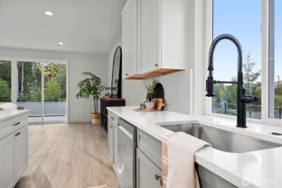 225 N 54th Place , Mount Vernon, WA 98273 - Photo 8