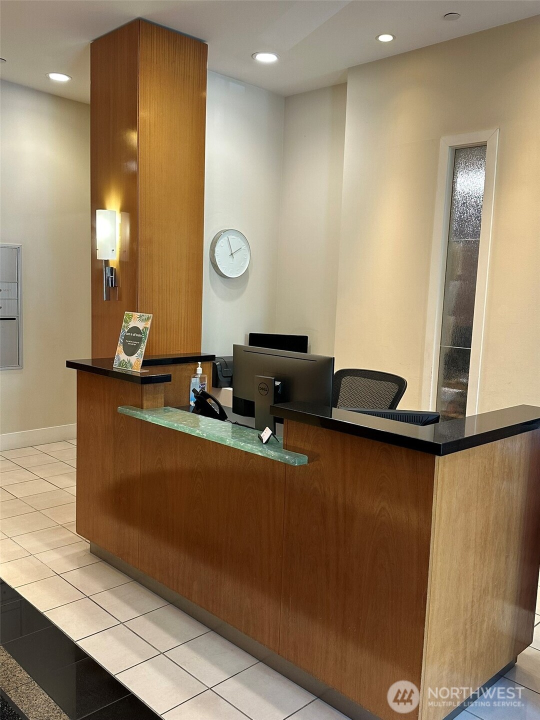 2721 1st Avenue #103, Seattle, WA 98121