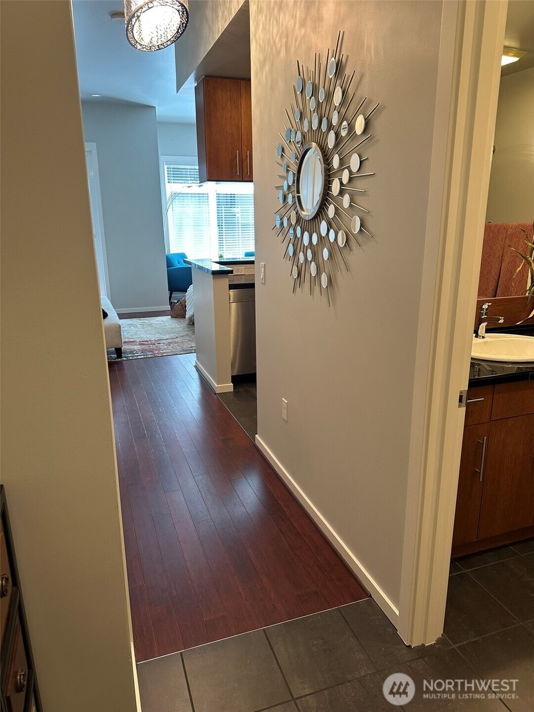 2721 1st Avenue #103, Seattle, WA 98121