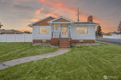 113 E 6th St , Lind, WA 99341 - Photo 1