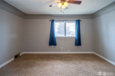 113 E 6th St , Lind, WA 99341 - Photo 16