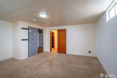 113 E 6th St , Lind, WA 99341 - Photo 21