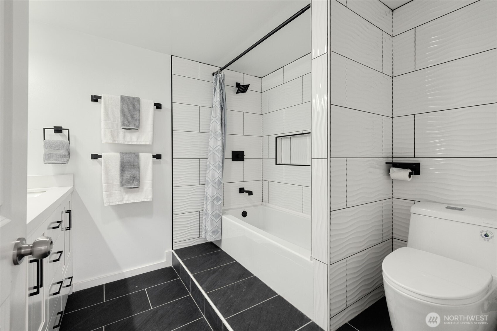 2539 30th Avenue S, Seattle, WA 98144