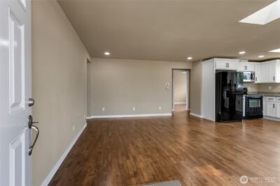 1032 111th Street S, Tacoma, WA 98444-2628 - Photo 7