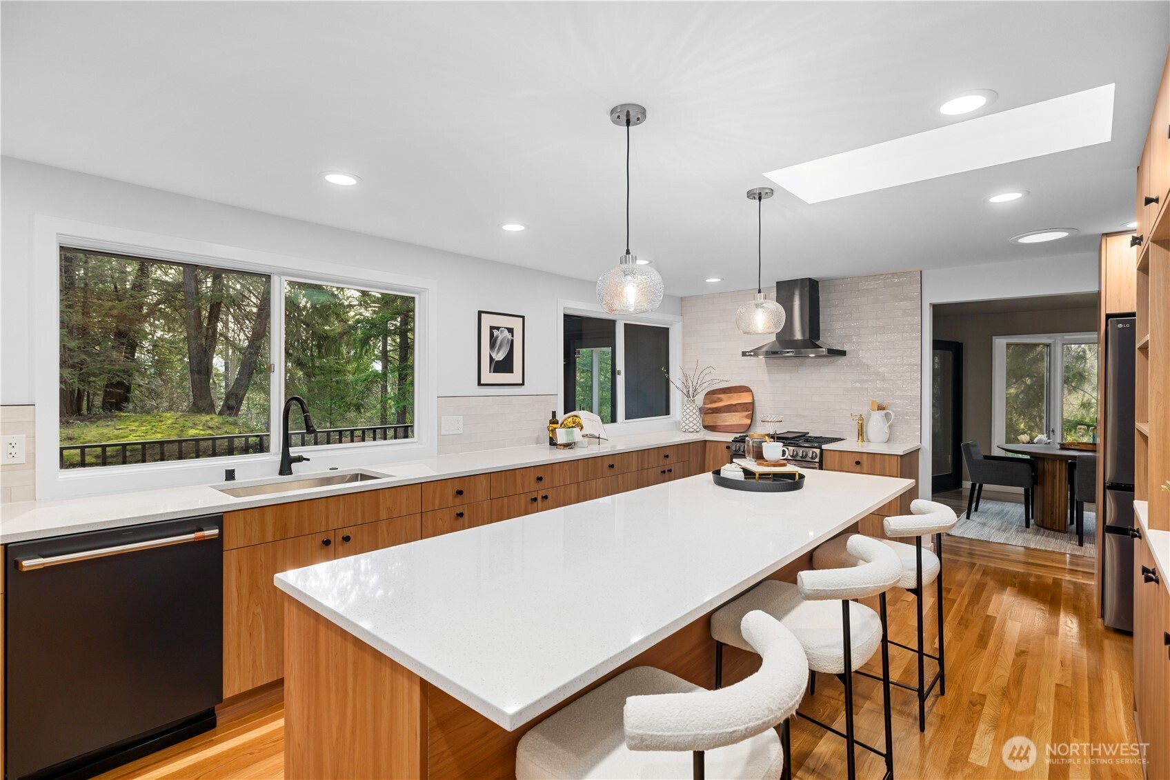 6423 E Mercer Way , Mercer Island, WA 98040