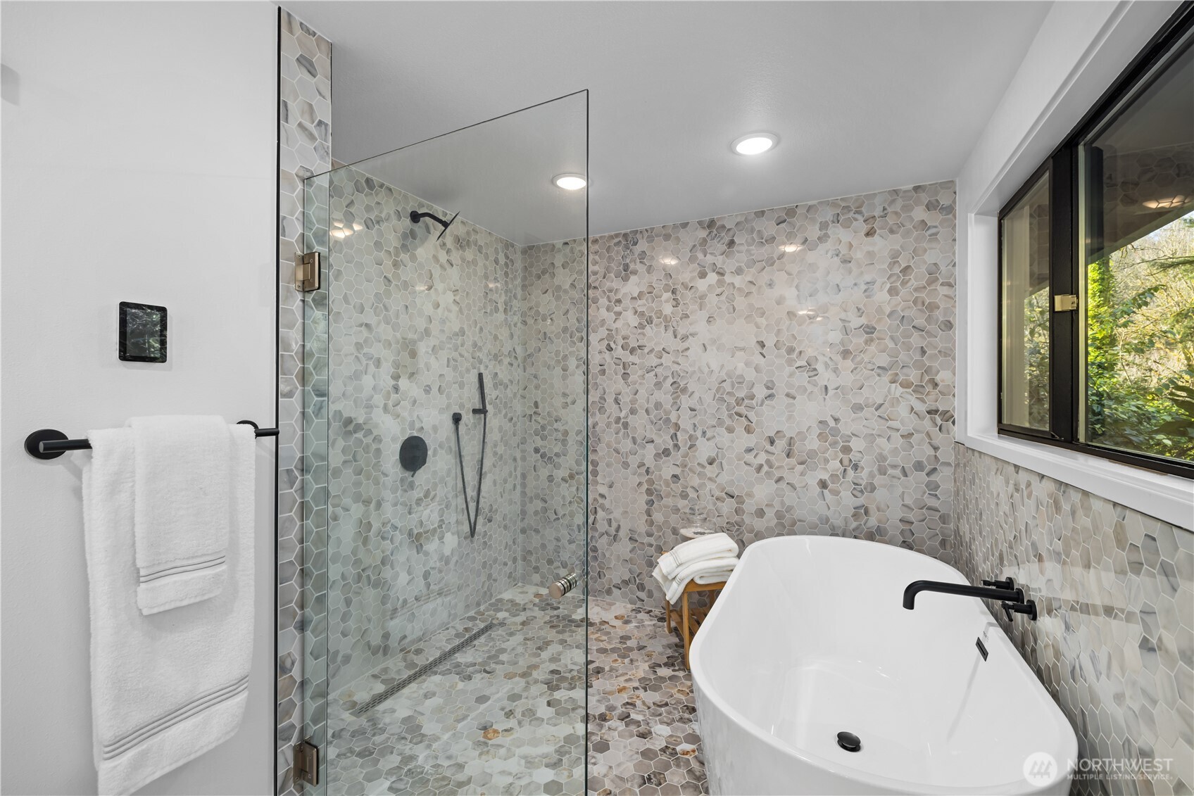 6423 E Mercer Way , Mercer Island, WA 98040