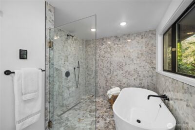 6423 E Mercer Way , Mercer Island, WA 98040 - Photo 23