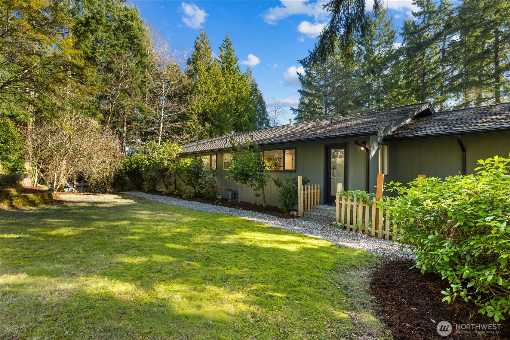 6423 E Mercer Way , Mercer Island, WA 98040