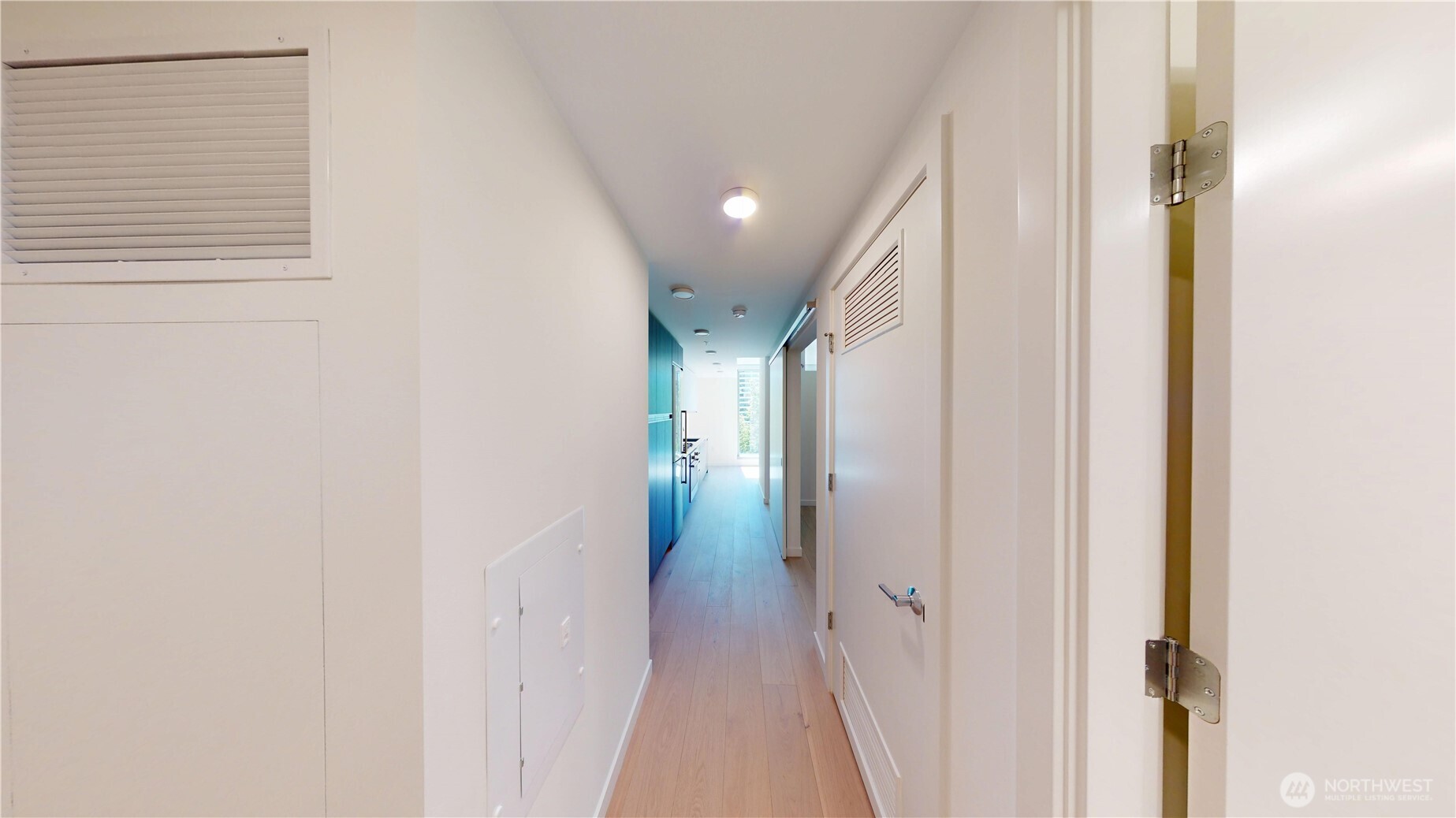 800 Columbia Street #702, Seattle, WA 98104