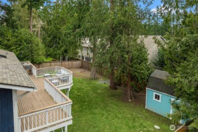 21239 NE 10th Place , Sammamish, WA 98074-6732 - Photo 35