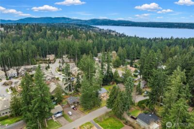 21239 NE 10th Place , Sammamish, WA 98074-6732 - Photo 37