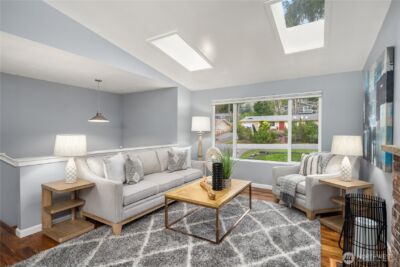 21239 NE 10th Place , Sammamish, WA 98074-6732 - Photo 6