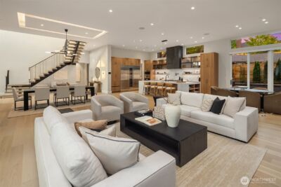 1028 89th Ave NE, Bellevue, WA 98004 - Photo 13