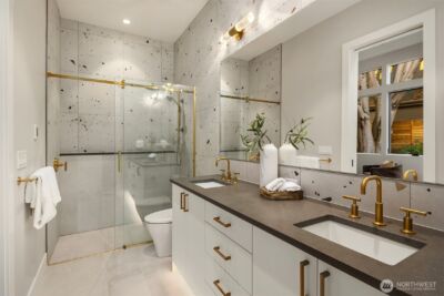 1028 89th Ave NE, Bellevue, WA 98004 - Photo 22