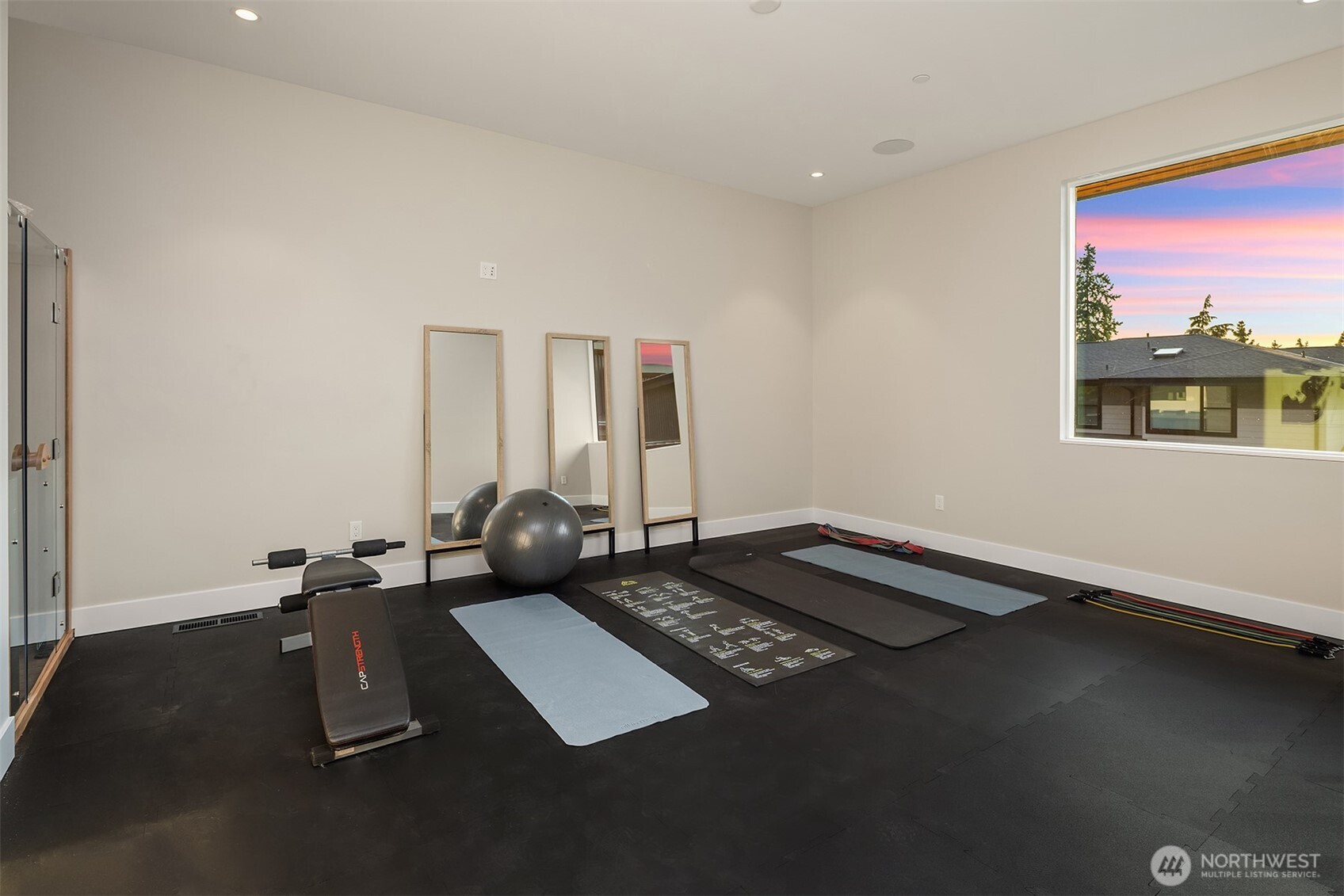 1028 89th Ave NE, Bellevue, WA 98004