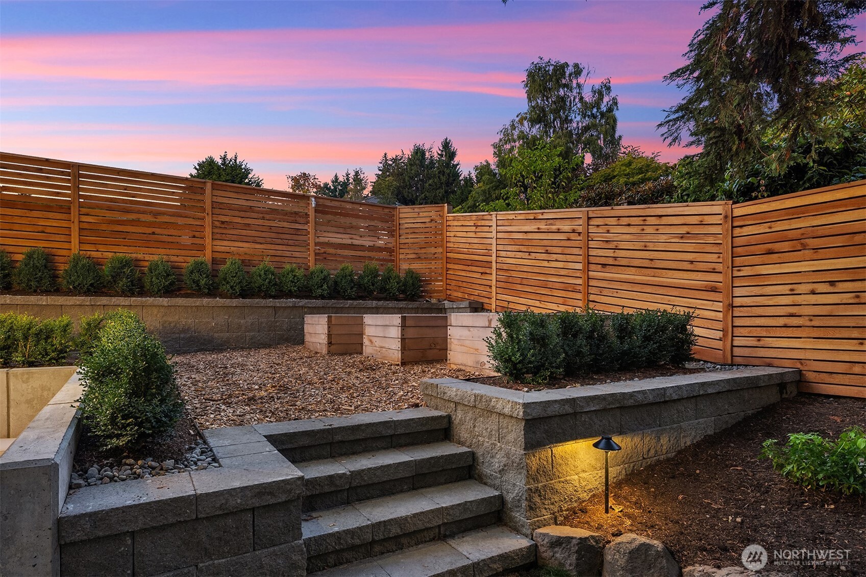 1028 89th Ave NE, Bellevue, WA 98004